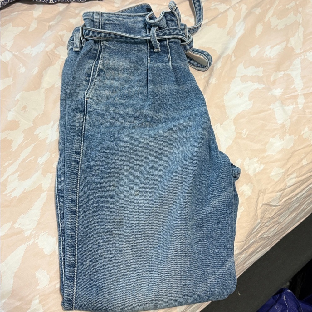 Hollister Light Blue High Rise Women's Jeans - Picture 7 of 7